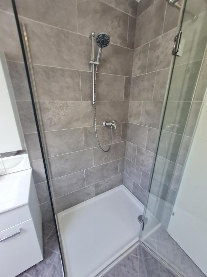 Aparts Lakeview -Gerlitzen -Ossiacher See -Ski Tratten  Exterior foto